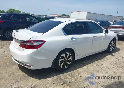 2017 Honda Accord Ex-L z USA, uszkodzony, nr VIN 1HGCR2F85HA299049